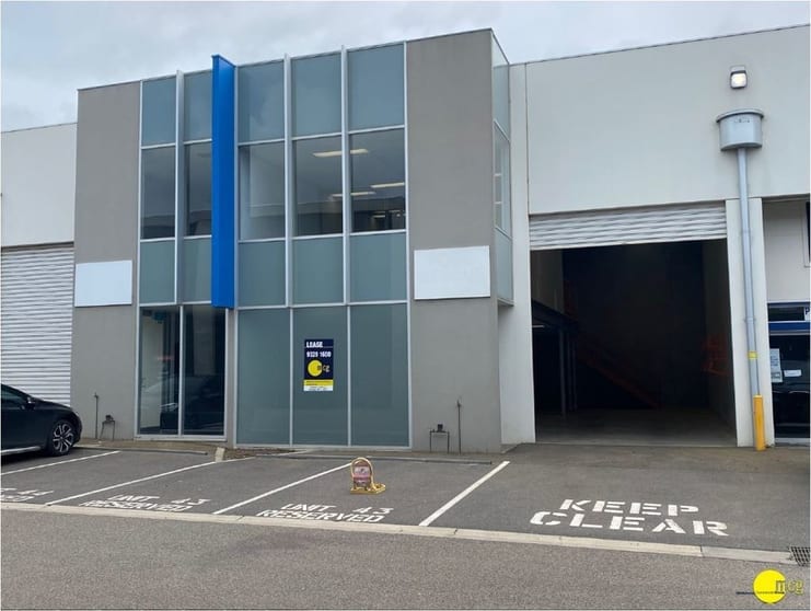 Click to view all images Unit 43/22-30 Wallace Avenue Point Cook VIC 3030 - Image 1