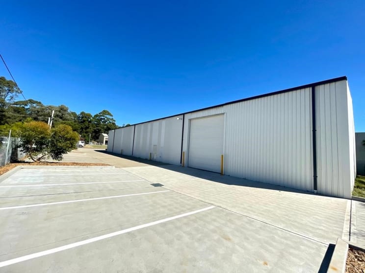 Click to view all images 70 Mitchell Road Cardiff NSW 2285 - Image 2