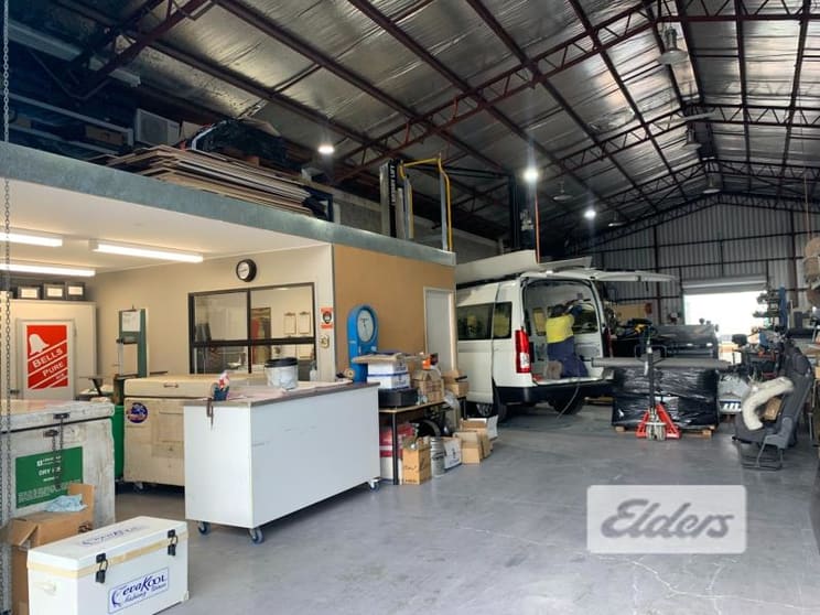 Click to view all images 112 Norman Street Woolloongabba QLD 4102 - Image 2