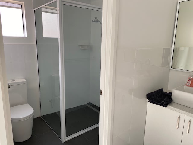 Click to view all images Suite 5/113 Dugan Street Kalgoorlie WA 6430 - Image 2