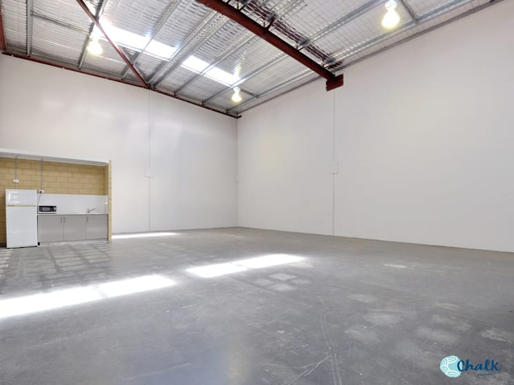 Click to view all images 4/11 Blackburn Drive Port Kennedy WA 6172 - Image 3