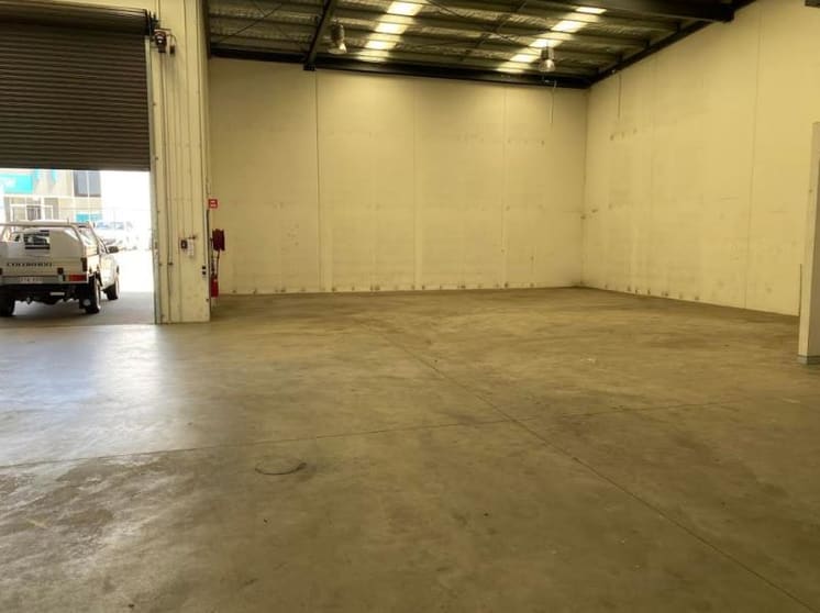 Click to view all images Unit 4/2 Dacre St Mitchell ACT 2911 - Image 2