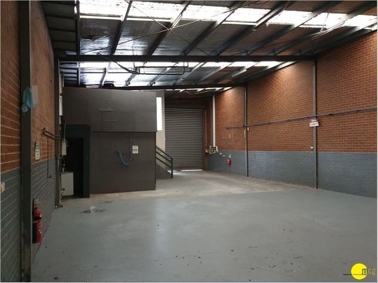 Click to view all images 353 Albert Street Brunswick VIC 3056 - Image 3