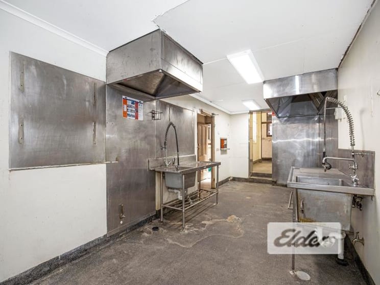 Click to view all images 617 Stanley Street Woolloongabba QLD 4102 - Image 2
