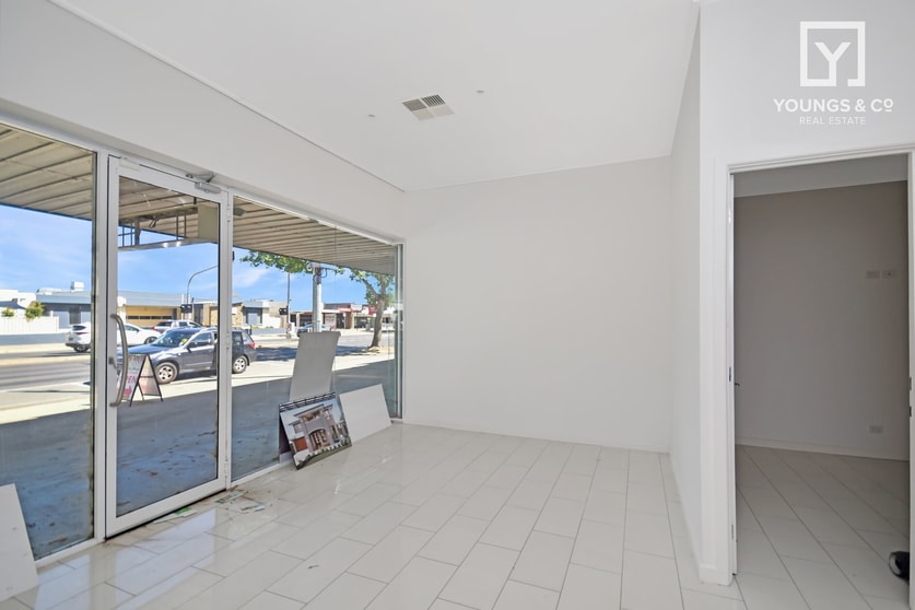 Click to view all images 4 & 5/117 Wyndham Street Shepparton VIC 3630 - Image 2