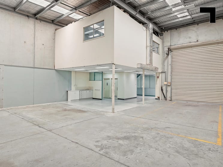 Click to view all images 6/50-54 Howleys Road Notting Hill VIC 3168 - Image 2