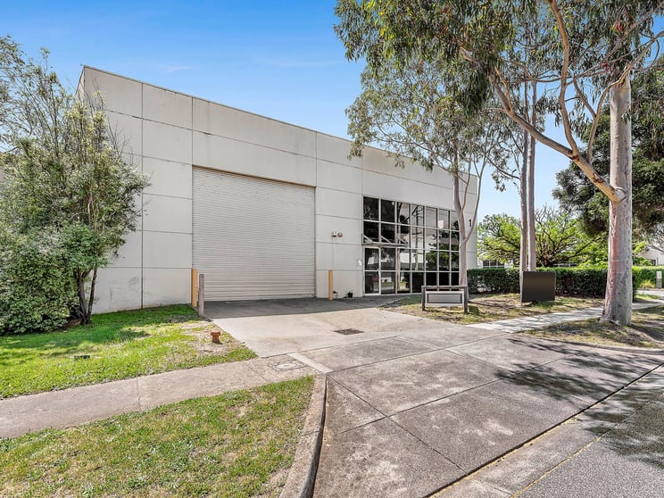 Click to view all images 1/19-23 Geddes Street Mulgrave VIC 3170 - Image 1