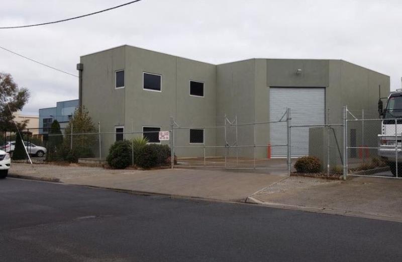 Unit 1/1/29 Loop Road Werribee VIC 3030 - Image 1