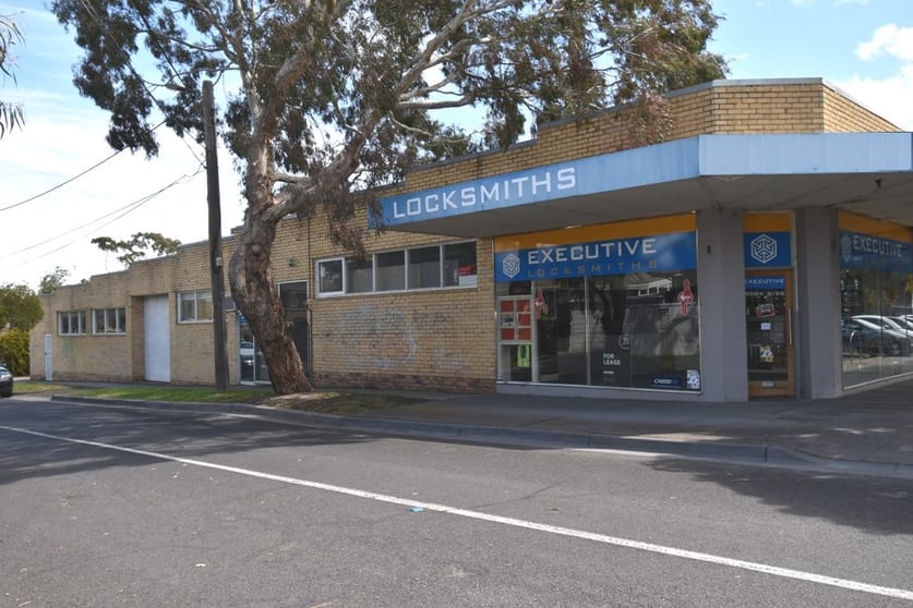 Click to view all images 176 Weatherall Road Cheltenham VIC 3192 - Image 1