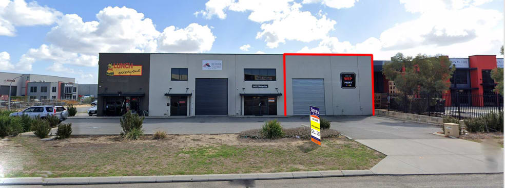 Click to view all images 3/2 Kalinga Way Landsdale WA 6065 - Image 1