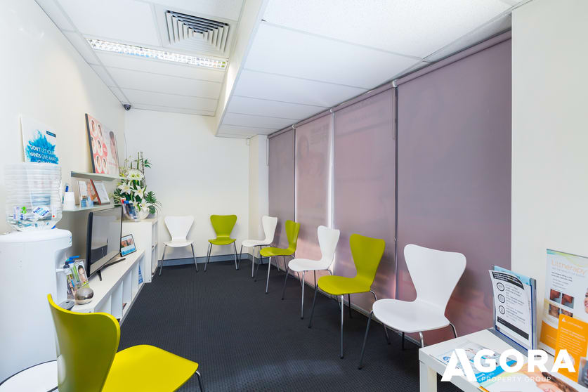 Click to view all images Unit 1, 257 West Coast Highway Scarborough WA 6019 - Image 2