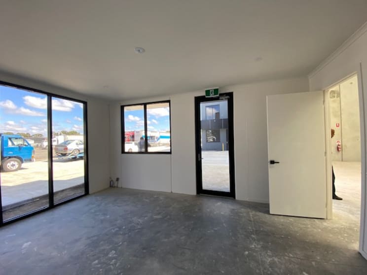 Click to view all images Unit 5/9A Abbotts Road Dandenong South VIC 3175 - Image 3