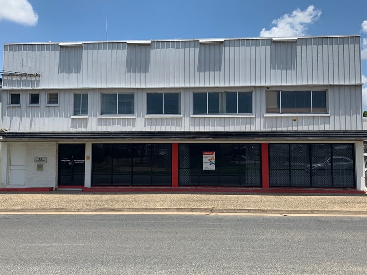 Click to view all images 14 Robison Street Park Avenue QLD 4701 - Image 1
