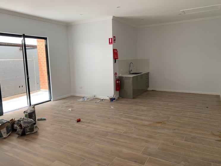 Click to view all images 2/163 Argyle Street Picton NSW 2571 - Image 2