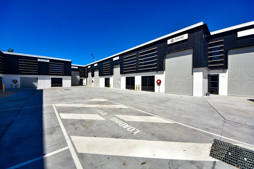 4/1 Hornet Place Burleigh Heads QLD 4220 - Image 1