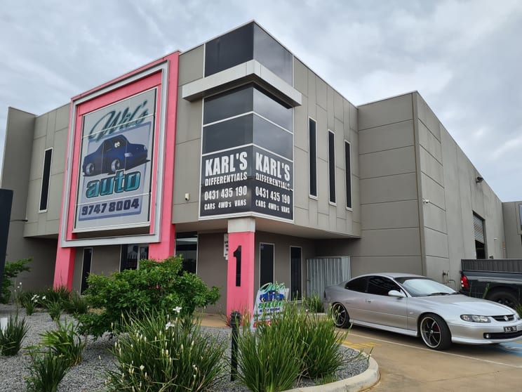 Click to view all images 1/17 Harrison Court Melton VIC 3337 - Image 1