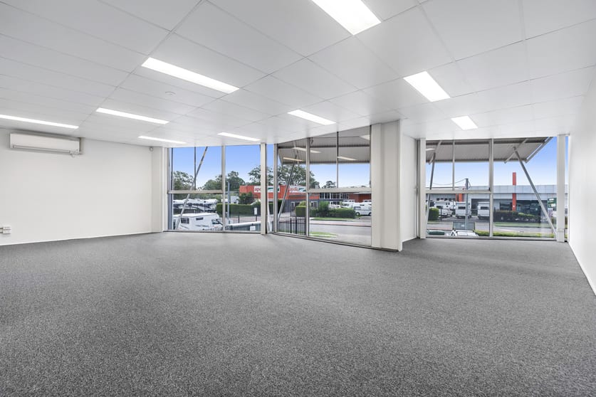 Click to view all images Unit 1, 739 Nudgee Road Northgate QLD 4013 - Image 2