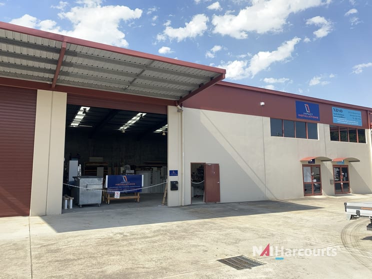 Click to view all images 2/22 Strathwyn Street Brendale QLD 4500 - Image 1
