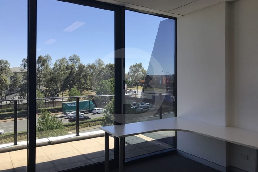 2.09/2-8 BROOKHOLLOW AVENUE Norwest NSW 2153 - Image 3