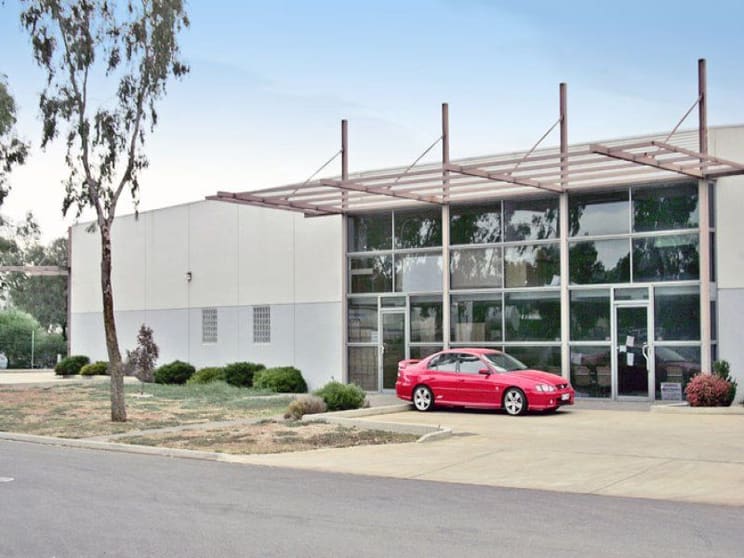 Click to view all images Unit 1/2 E.W Pitts Avenue Cavan SA 5094 - Image 2