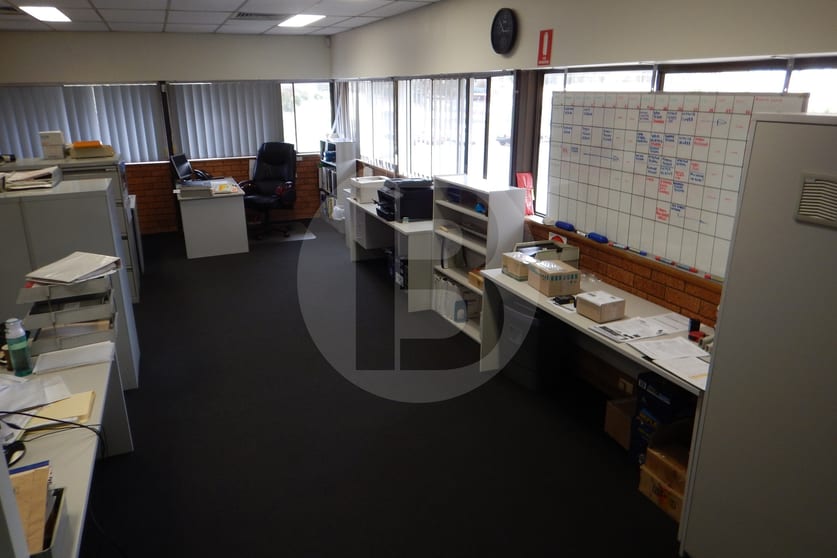 Click to view all images 2/14 WELDER ROAD Seven Hills NSW 2147 - Image 2