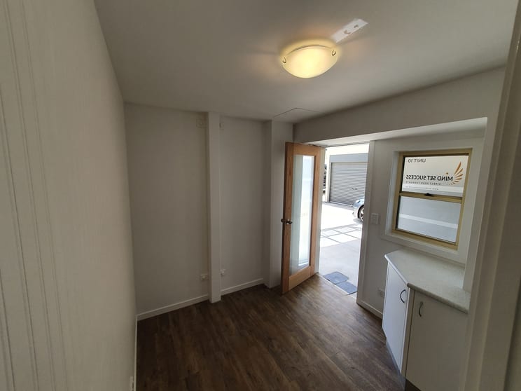 Click to view all images Currumbin QLD 4223 - Image 2