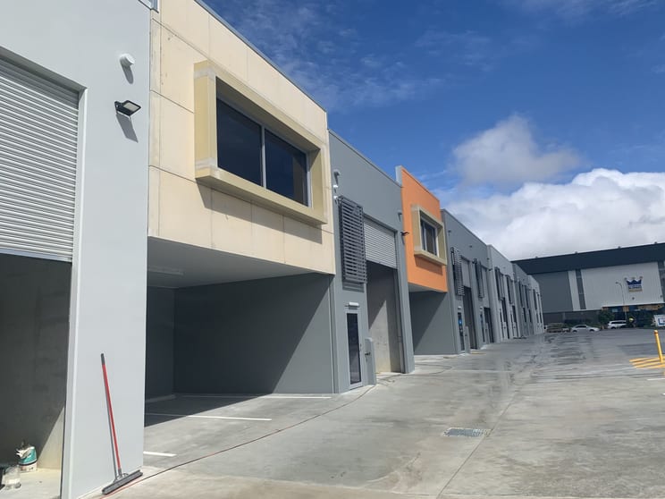 Click to view all images Upper Coomera QLD 4209 - Image 3