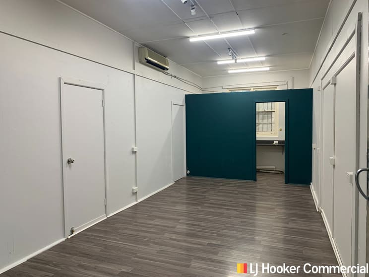 Click to view all images Blaxland NSW 2774 - Image 2