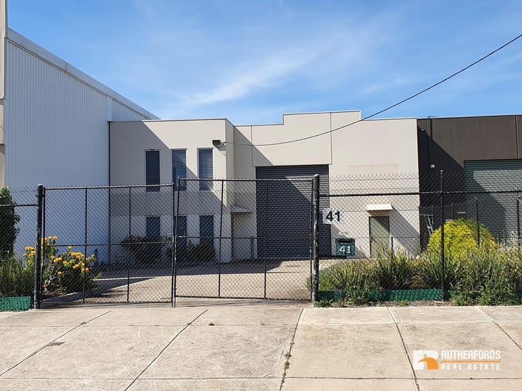 Click to view all images 41 Parer Road Airport West VIC 3042 - Image 3