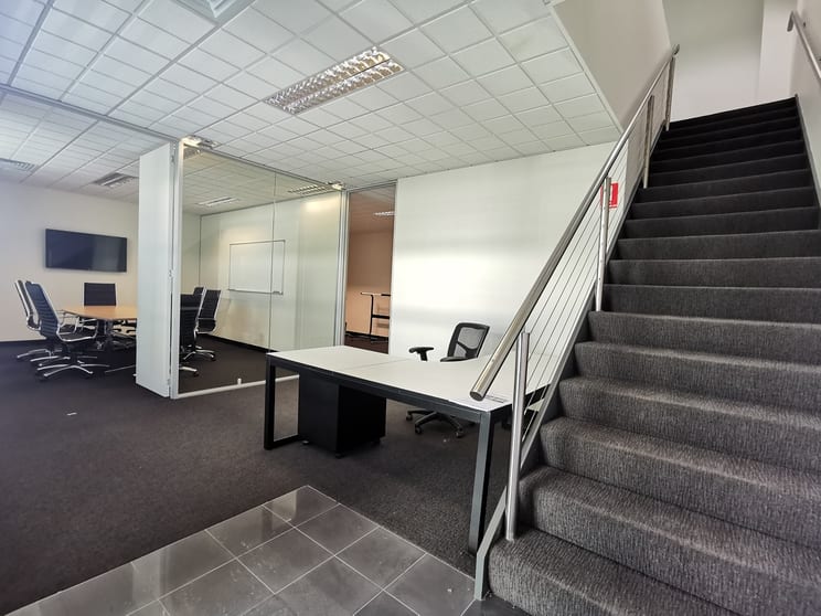 122/3 Westside Aveune Port Melbourne VIC 3207 - Image 3