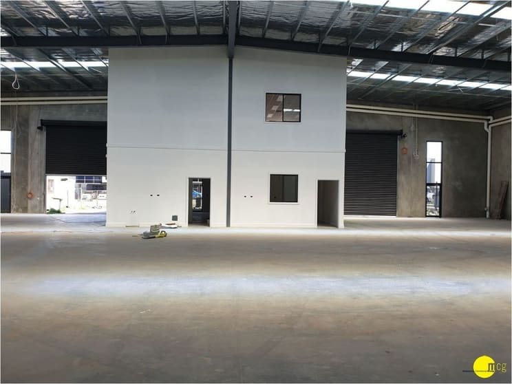 Click to view all images 23 Trevi Crescent Tullamarine VIC 3043 - Image 3
