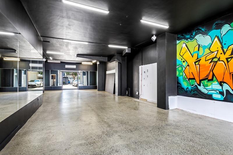 Click to view all images Ground/313 Bay Street Port Melbourne VIC 3207 - Image 2