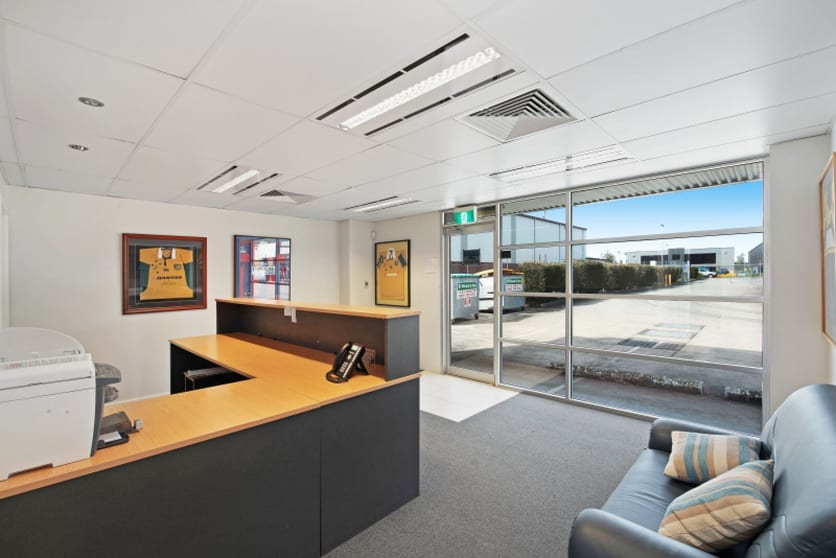 Click to view all images Units 2 & 3, 31 Camfield Drive Heatherbrae NSW 2324 - Image 1