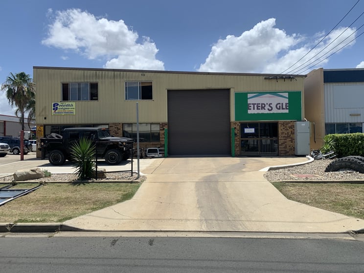 Click to view all images 1/4 Moonbi Street Brendale QLD 4500 - Image 1