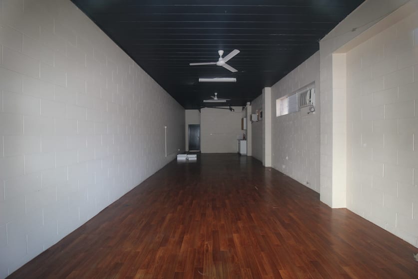 Click to view all images 110 Hoare Street Manunda QLD 4870 - Image 3