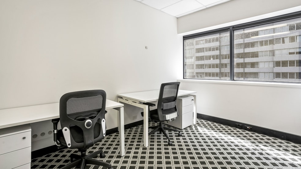 Click to view all images 412/1 Queens Road Melbourne VIC 3004 - Image 2