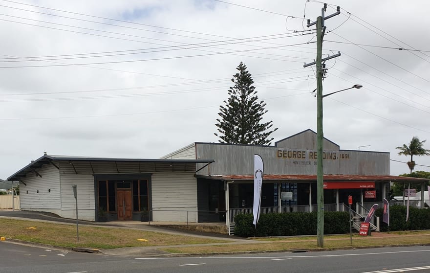 Click to view all images 1/5 Lismore Rd Bangalow NSW 2479 - Image 1