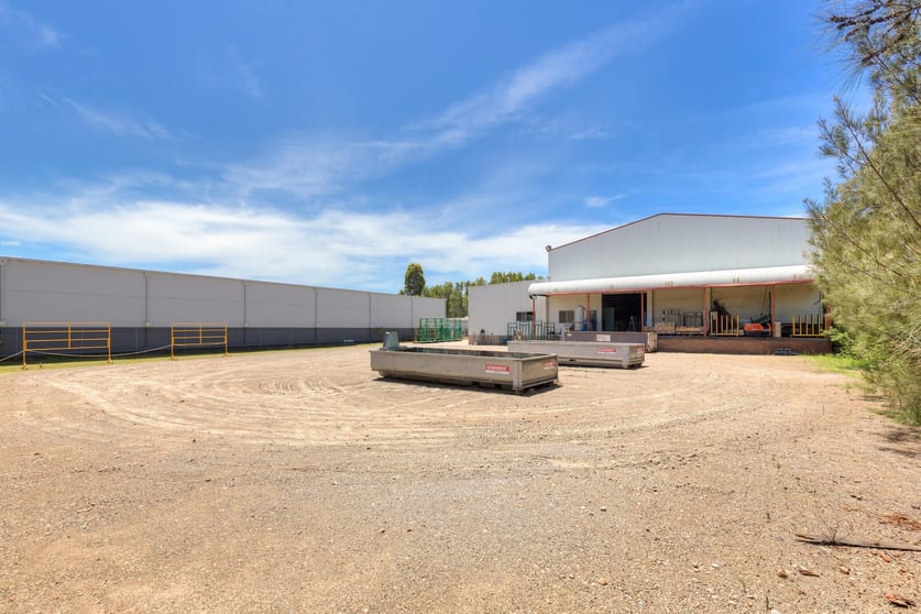 Click to view all images 1a Pennant Street Cardiff NSW 2285 - Image 3