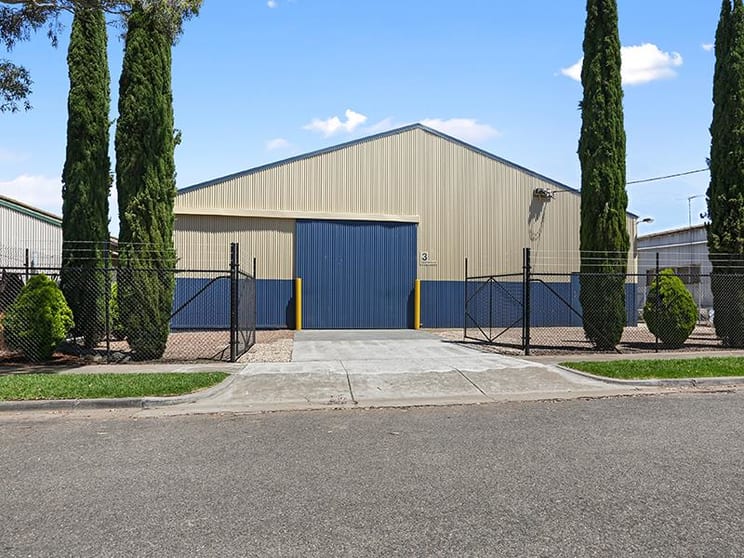 Click to view all images 3 Seaforth Street/3 Seaforth Street North Shore VIC 3214 - Image 1