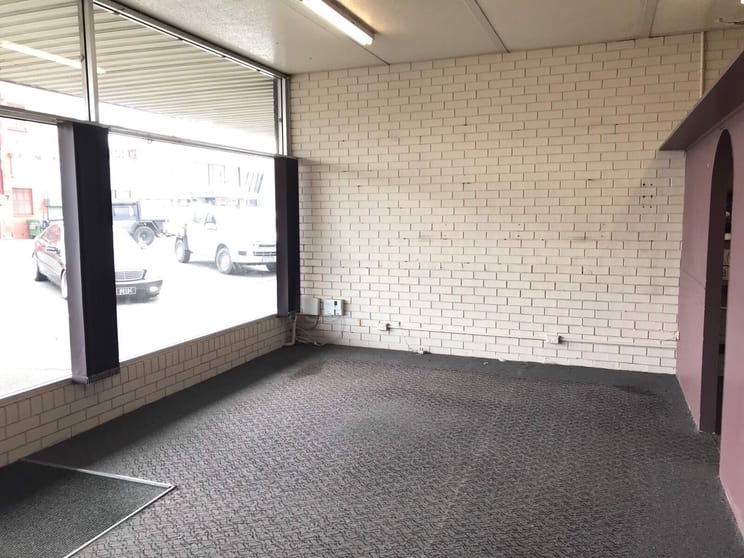 Click to view all images 75 Curtis Street Ballarat Central VIC 3350 - Image 2
