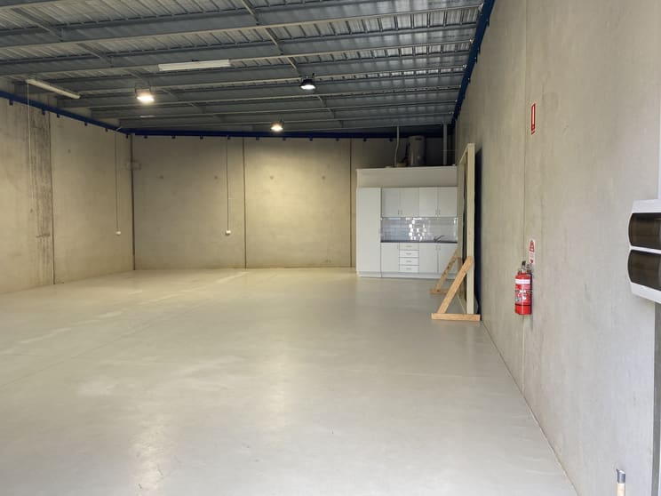 Click to view all images 7/22-24 McPherson Street Maddingley VIC 3340 - Image 2