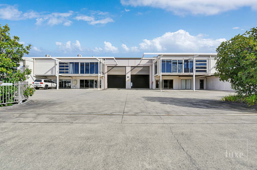 Click to view all images 10-12 Link Crescent Coolum Beach QLD 4573 - Image 2