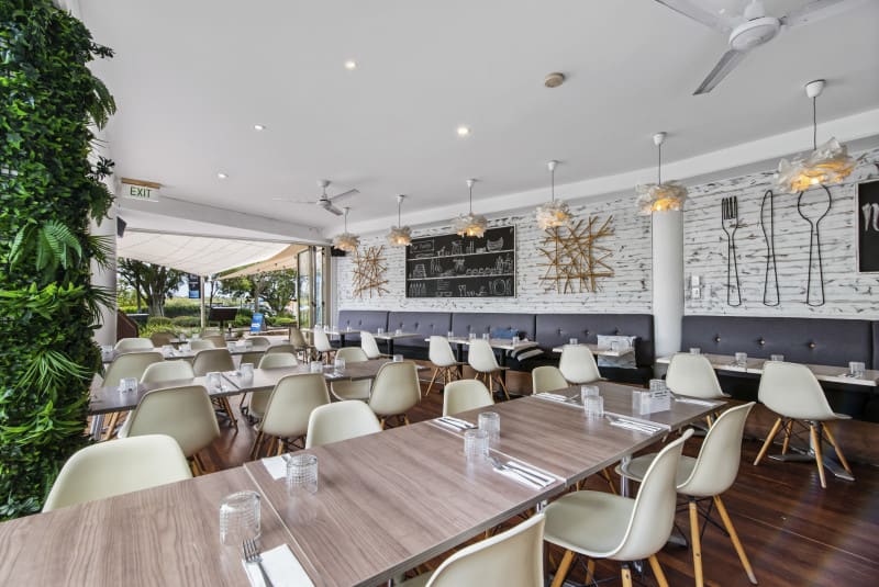 Click to view all images Shop 1/235 Gympie Terrace Noosaville QLD 4566 - Image 1
