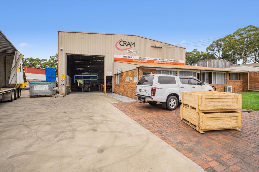 Click to view all images 11 Enterprise Drive Tomago NSW 2322 - Image 2