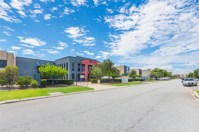 Click to view all images 63-65 Boulder Road Malaga WA 6090 - Image 3