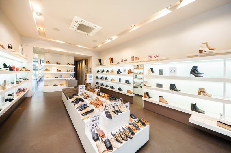 Click to view all images 101 Acland Street St Kilda VIC 3182 - Image 2