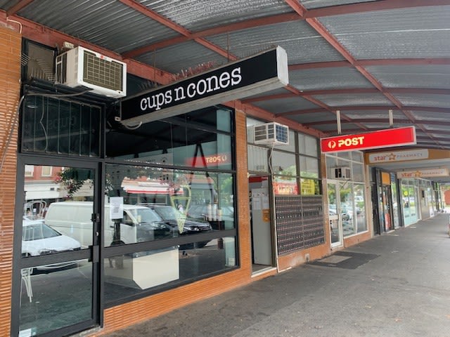 Click to view all images 15 Armstrong Street Middle Park VIC 3206 - Image 2