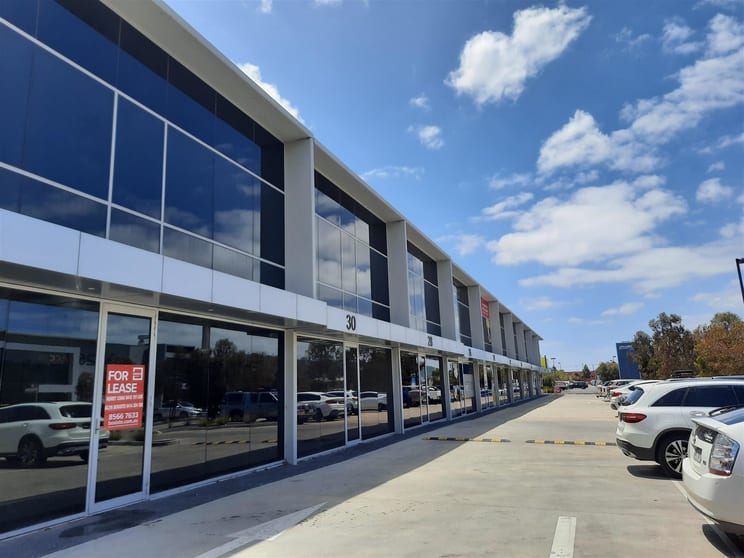 Click to view all images 32 Lobelia Drive Altona North VIC 3025 - Image 1