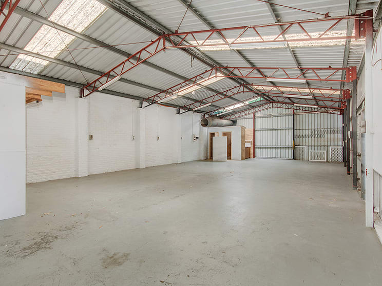 Click to view all images 2/19 Rafferty Road Mandurah WA 6210 - Image 3