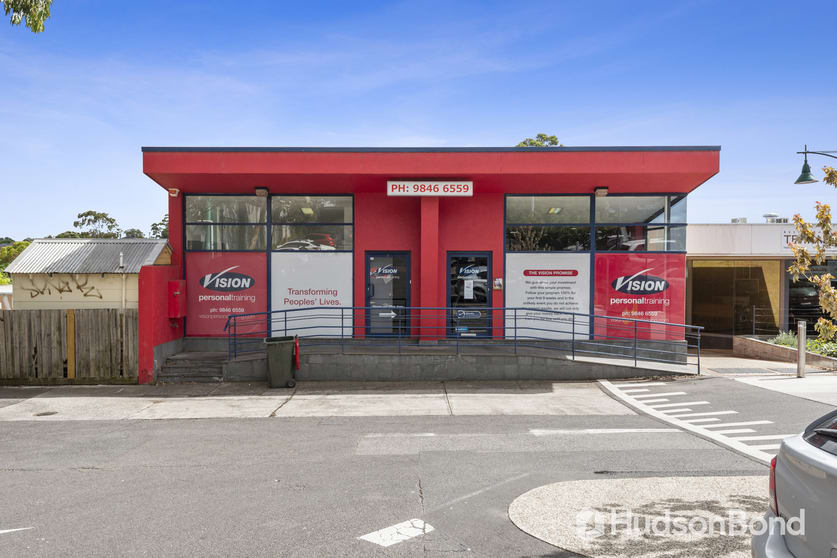 Click to view all images 3 | 124 James Street Templestowe VIC 3106 - Image 2